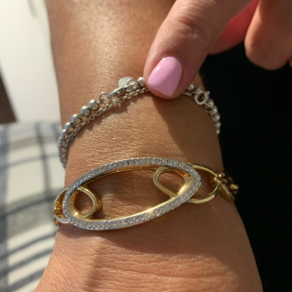 🌸HOST PICK🌸 Swarovski bracelet with crystals